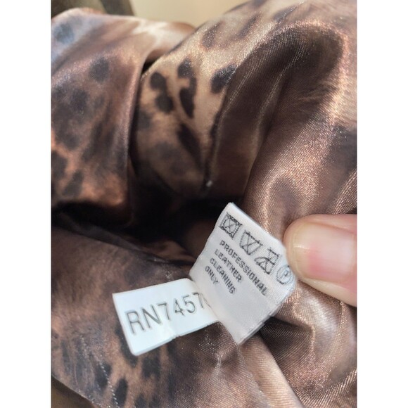 Y2K Cache Faux Fur Coat Size 8 Brown Leopard Lining Glam Wide Collar - Picture 6 of 7